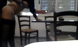 Azioni vecchie donne porche di polizia