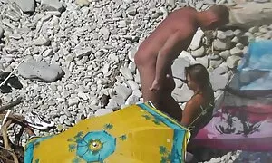 Io come la compagnia di nonne vecchie porche una giovane donna il primo giorno