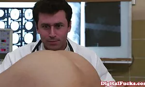 Una nonne porche lesbiche linea sottile